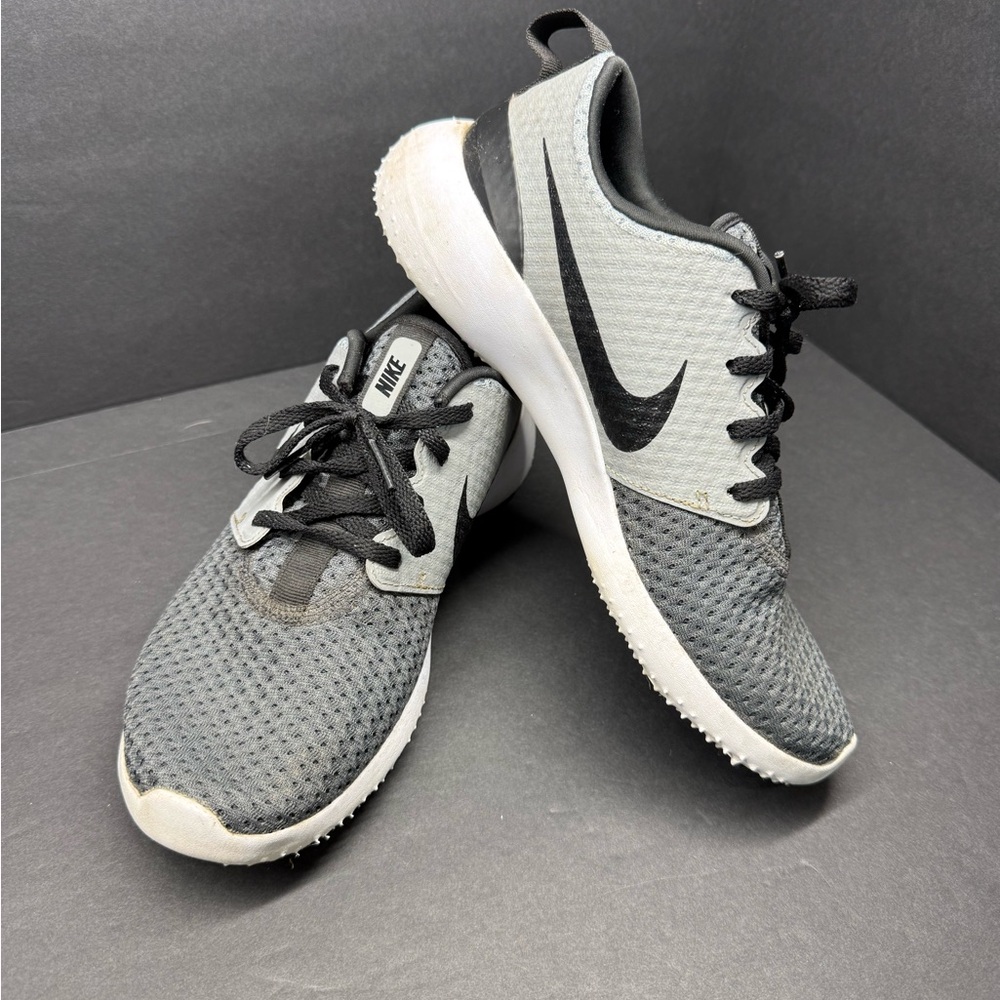 Nike Golf Roshe Gray/Black Spikeless Sneakers